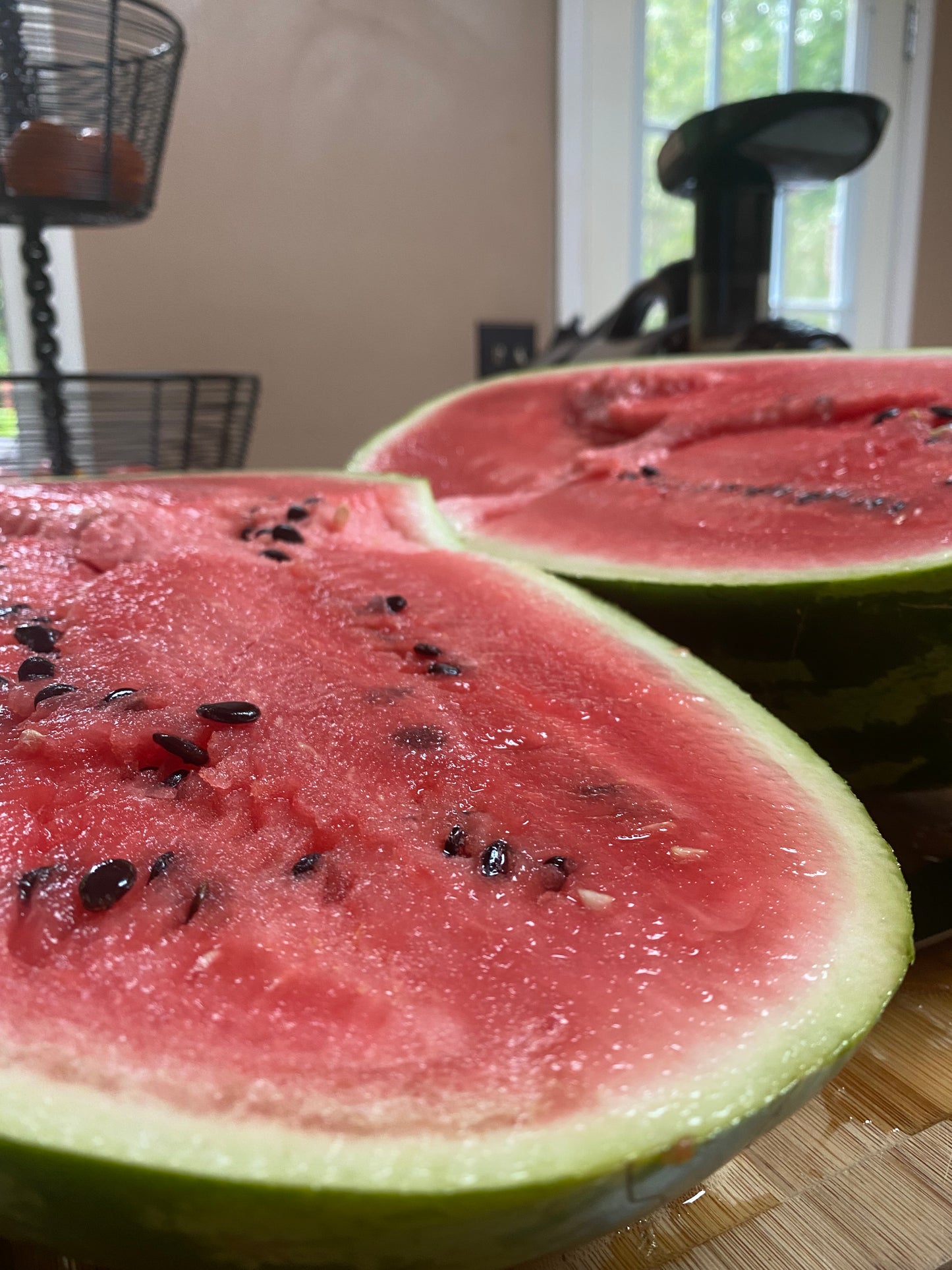 Cold Pressed Watermelon Strawberry Sea Moss Juice